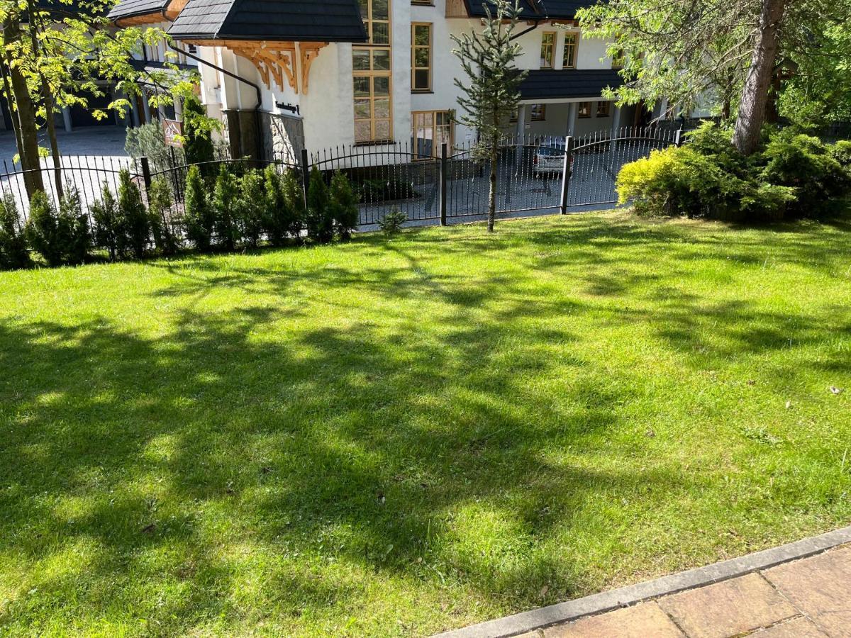 Gorski Z Ogrodkiem Zakopane Exterior foto